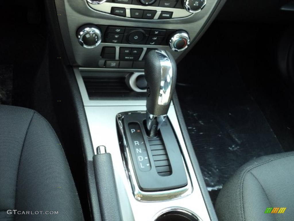 2011 Ford Fusion SE 6 Speed Automatic Transmission Photo #46652285