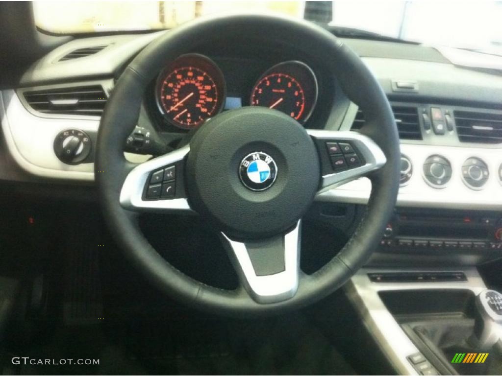 2010 BMW Z4 sDrive30i Roadster Black Steering Wheel Photo #46652642