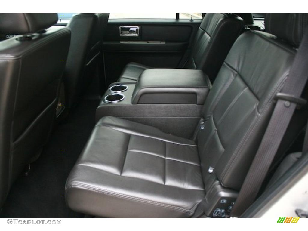 Charcoal Interior 2007 Lincoln Navigator Ultimate Photo #46652774