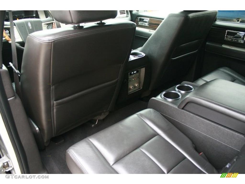 Charcoal Interior 2007 Lincoln Navigator Ultimate Photo #46652825