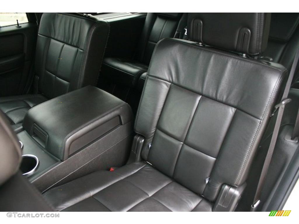 Charcoal Interior 2007 Lincoln Navigator Ultimate Photo #46652831