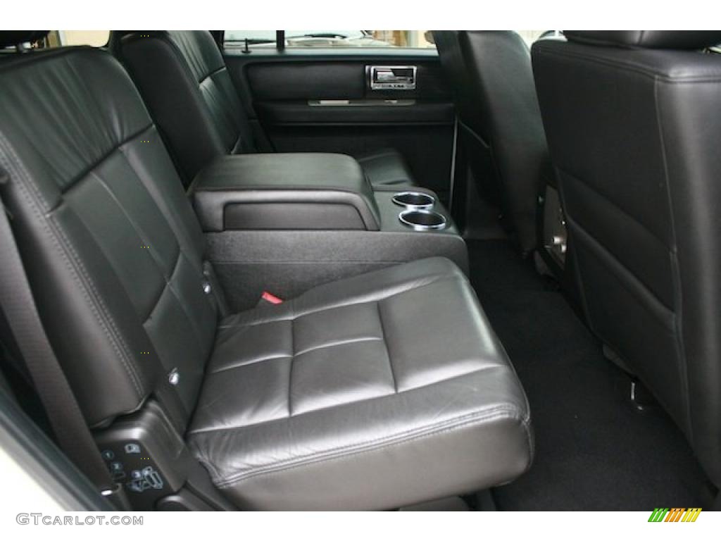 Charcoal Interior 2007 Lincoln Navigator Ultimate Photo #46652843
