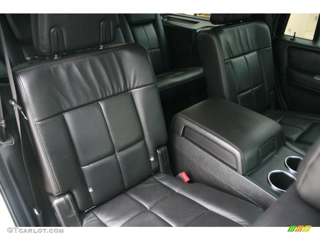 Charcoal Interior 2007 Lincoln Navigator Ultimate Photo #46652849