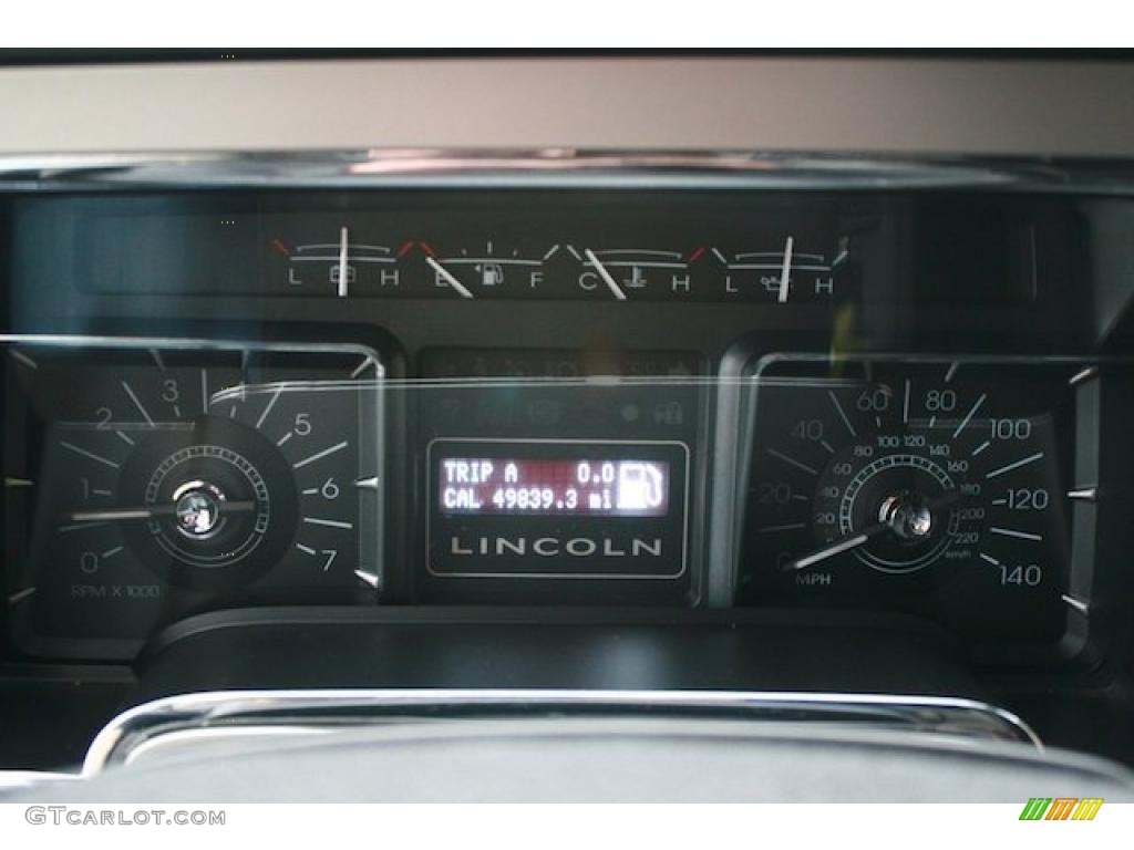 2007 Lincoln Navigator Ultimate Gauges Photo #46652867