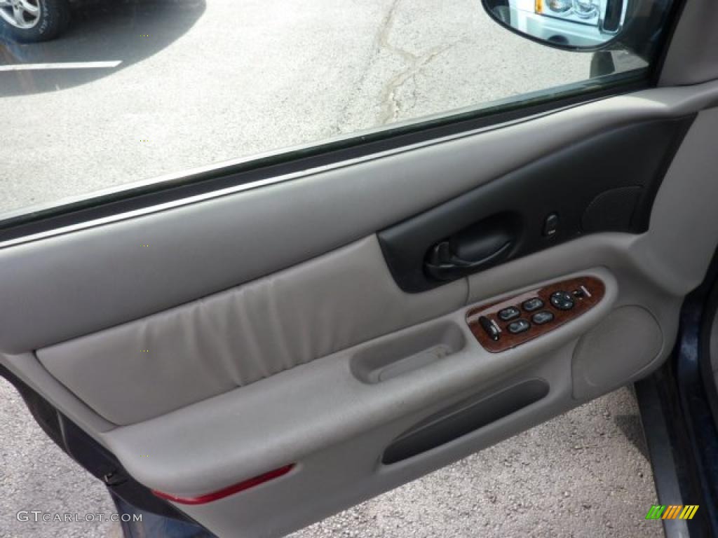 2003 Regal GS - Midnight Blue Pearl / Medium Gray photo #15