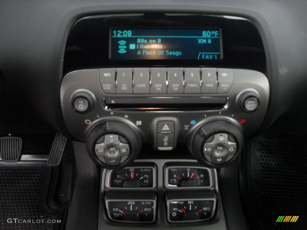 2011 Chevrolet Camaro SS Coupe Controls Photo #46656908