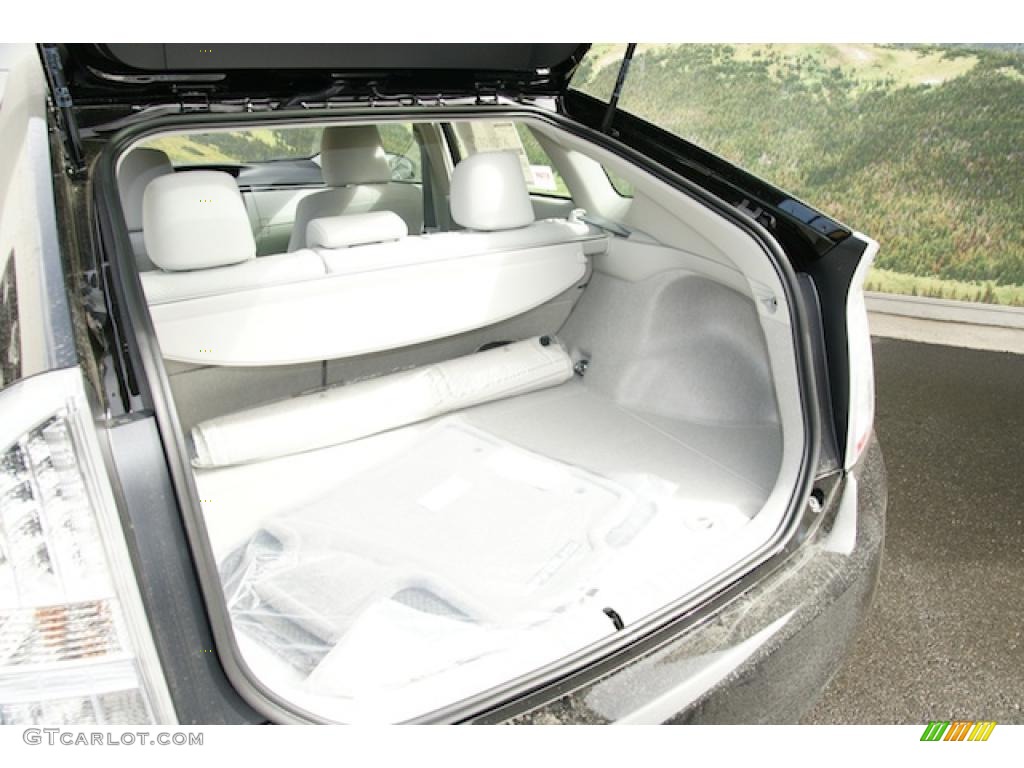 2011 Toyota Prius Hybrid II Trunk Photo #46658879