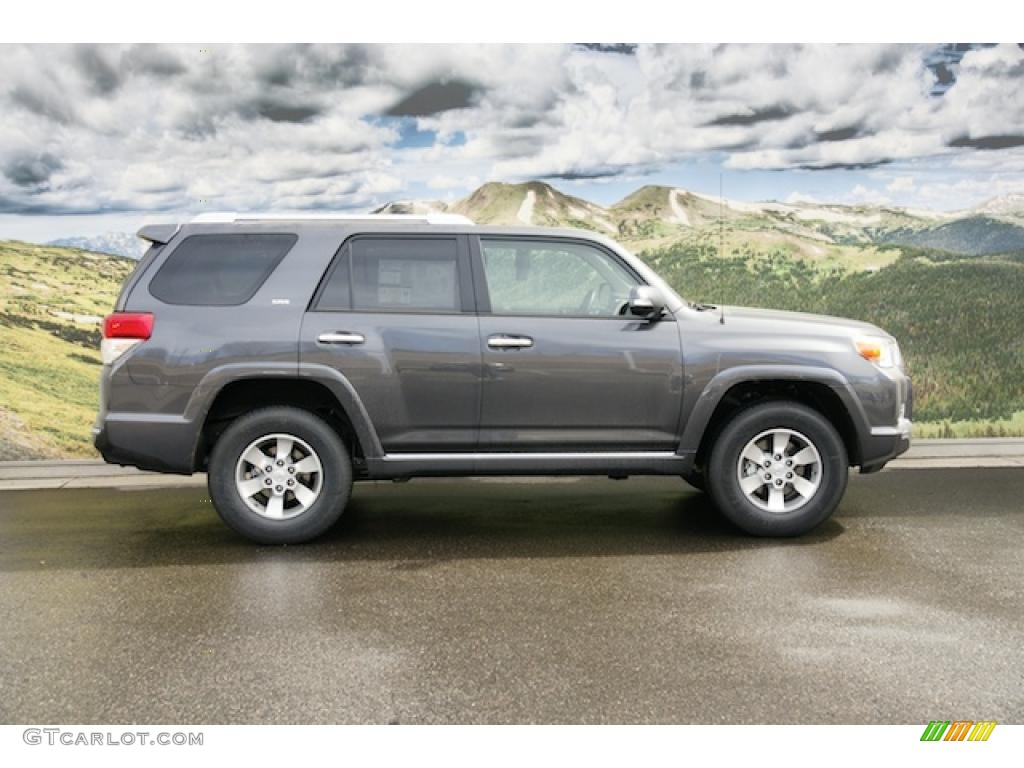 2011 4Runner SR5 4x4 - Magnetic Gray Metallic / Graphite photo #2
