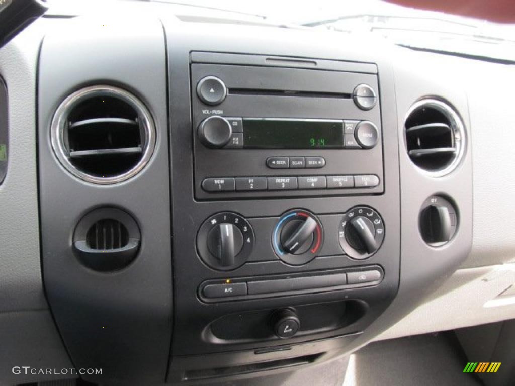 2005 F150 XLT SuperCrew - Bright Red / Medium Flint Grey photo #12