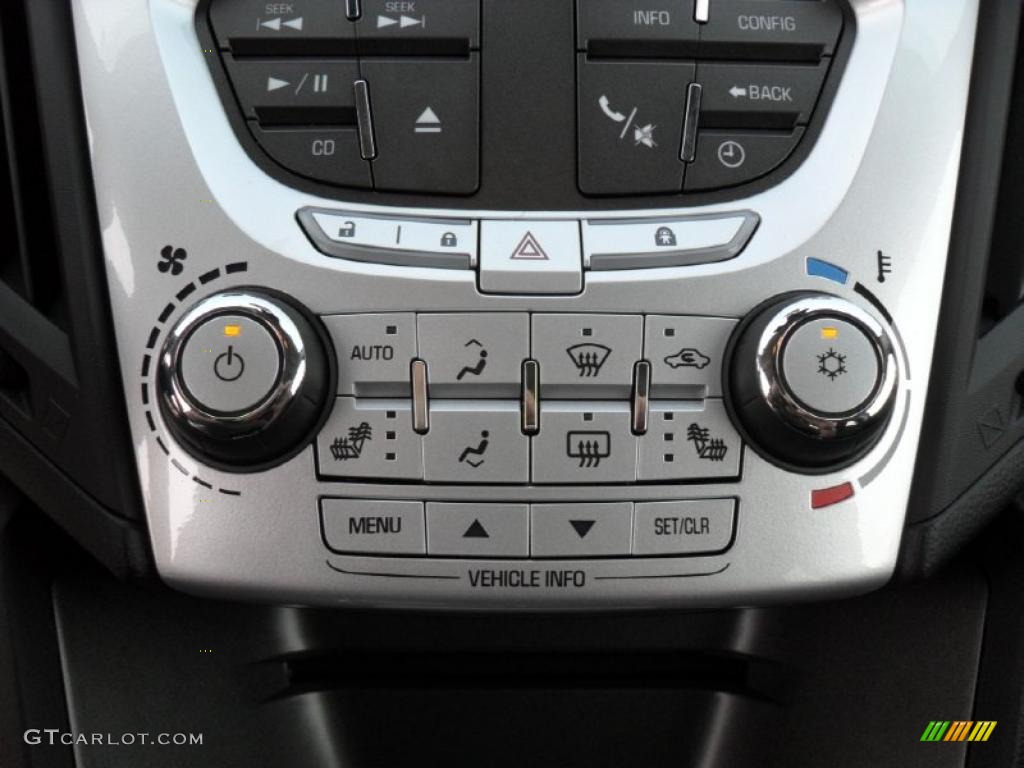 2011 Chevrolet Equinox LT Controls Photo #46660319