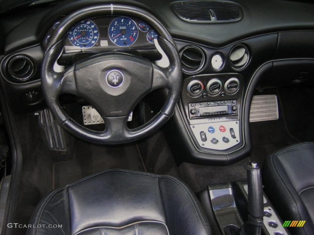 2006 Maserati GranSport Spyder Nero (Black) Dashboard Photo #46661393