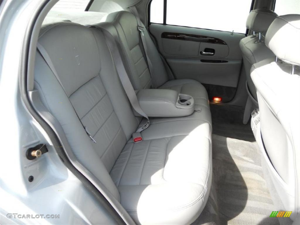 Light Graphite Interior 1999 Lincoln Town Car Executive Photo #46664012