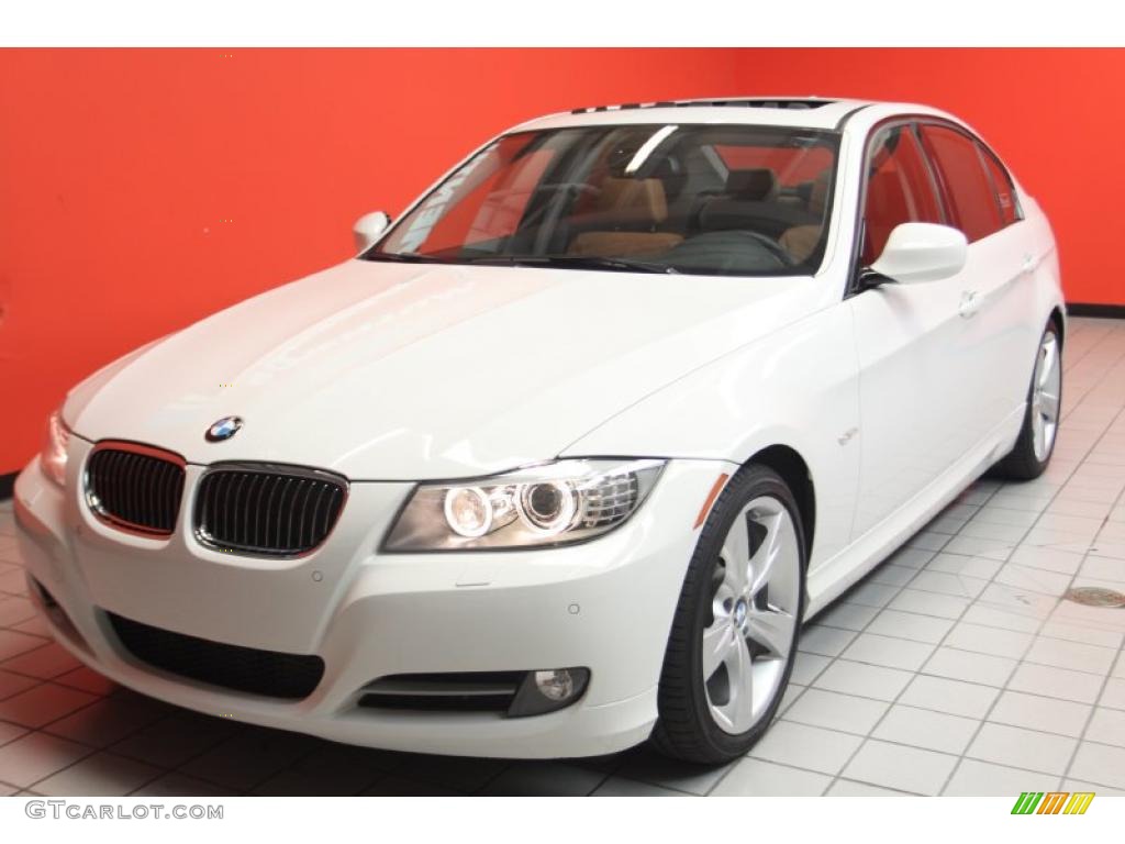 2010 3 Series 335i Sedan - Alpine White / Saddle Brown Dakota Leather photo #2