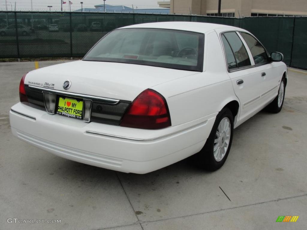 2010 Grand Marquis LS Ultimate Edition - Vibrant White / Light Camel photo #3