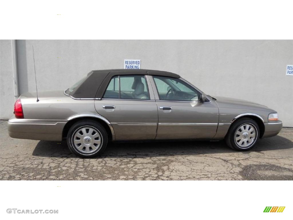 2005 Grand Marquis LS - Arizona Beige Metallic / Medium Parchment photo #5