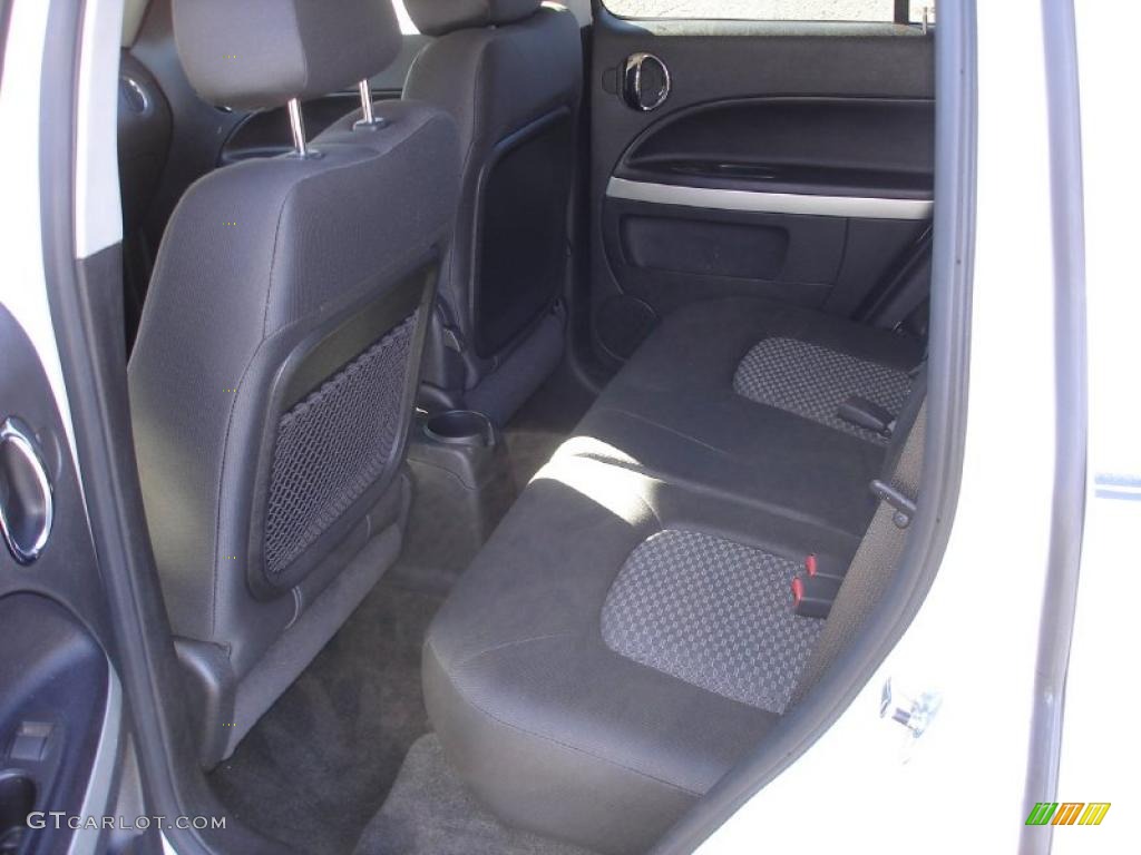 Ebony Interior 2011 Chevrolet HHR LT Photo #46665095