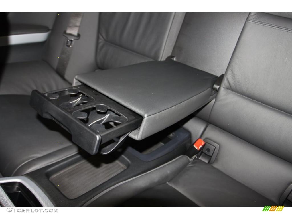2010 3 Series 335i Coupe - Jet Black / Black photo #25
