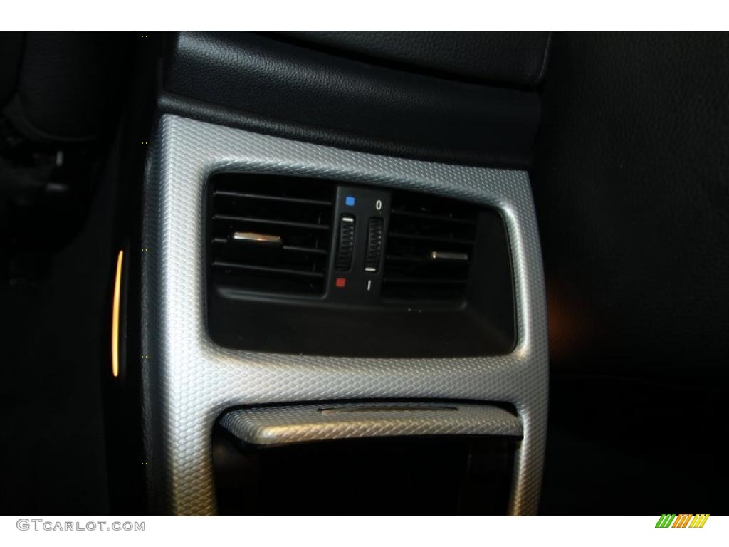 2010 3 Series 335i Coupe - Jet Black / Black photo #27