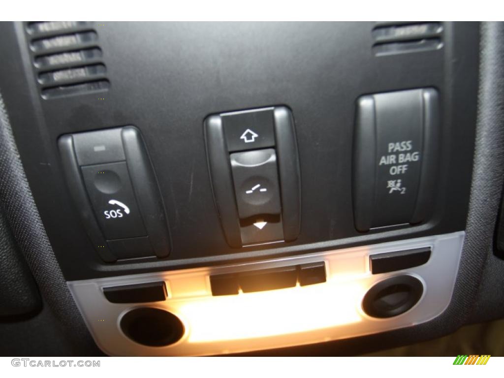2010 3 Series 335i Coupe - Jet Black / Black photo #50