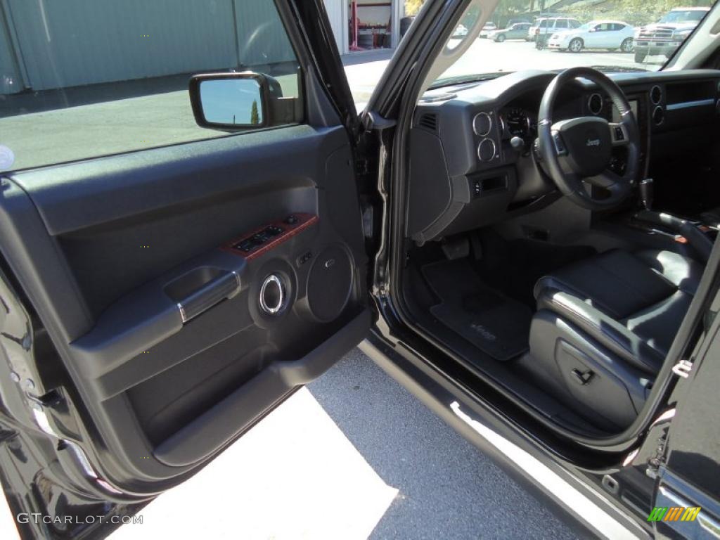 2010 Commander Limited - Brilliant Black Crystal Pearl / Dark Slate Gray photo #4