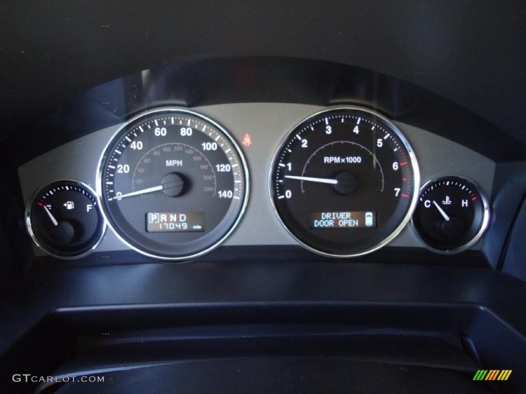 2010 Jeep Commander Limited Gauges Photo #46667336
