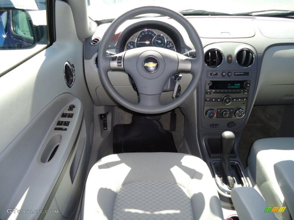 2011 Chevrolet HHR LT Gray Dashboard Photo #46667573