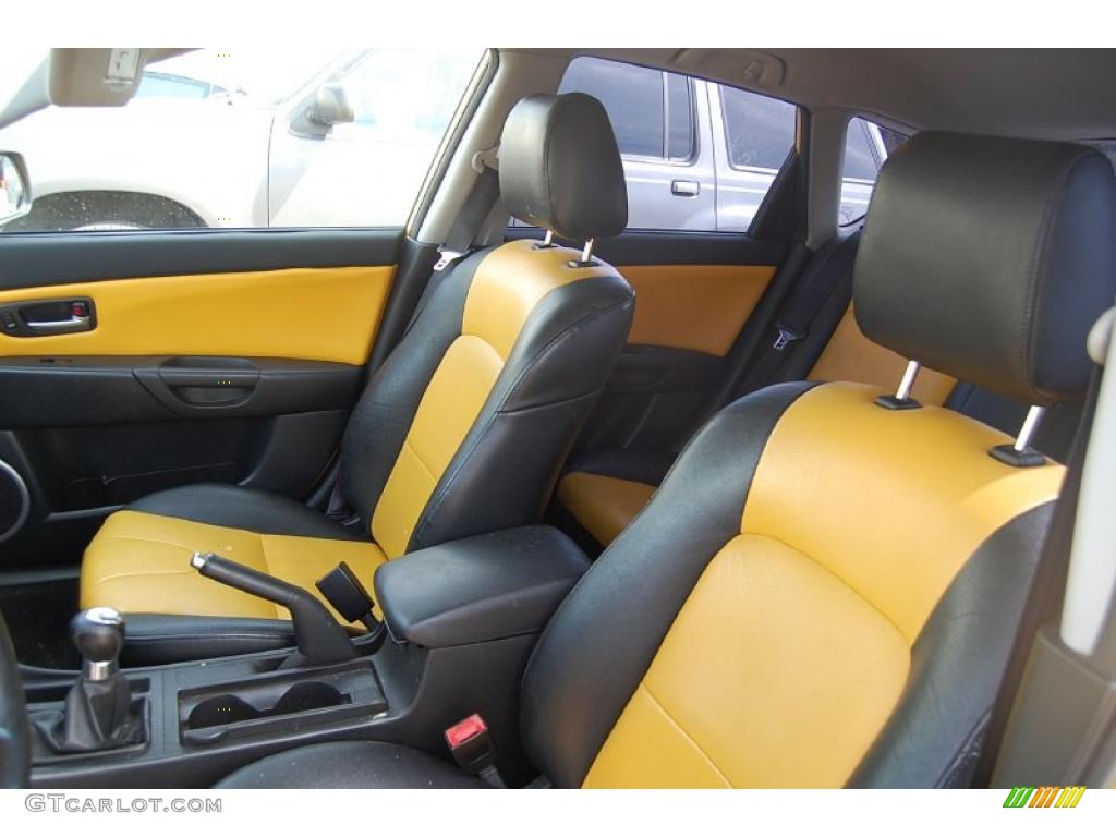 Black/Yellow Interior 2004 Mazda MAZDA3 s Hatchback Photo #46668929