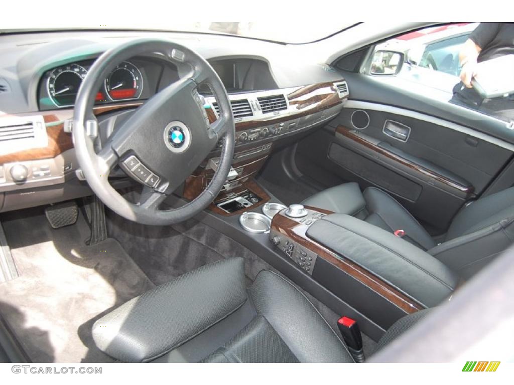 Black/Black Interior 2004 BMW 7 Series 745i Sedan Photo #46668995