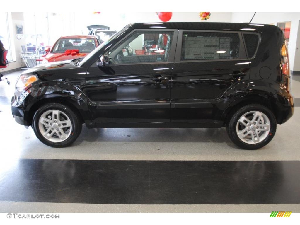 Shadow Black 2011 Kia Soul + Exterior Photo #46669568