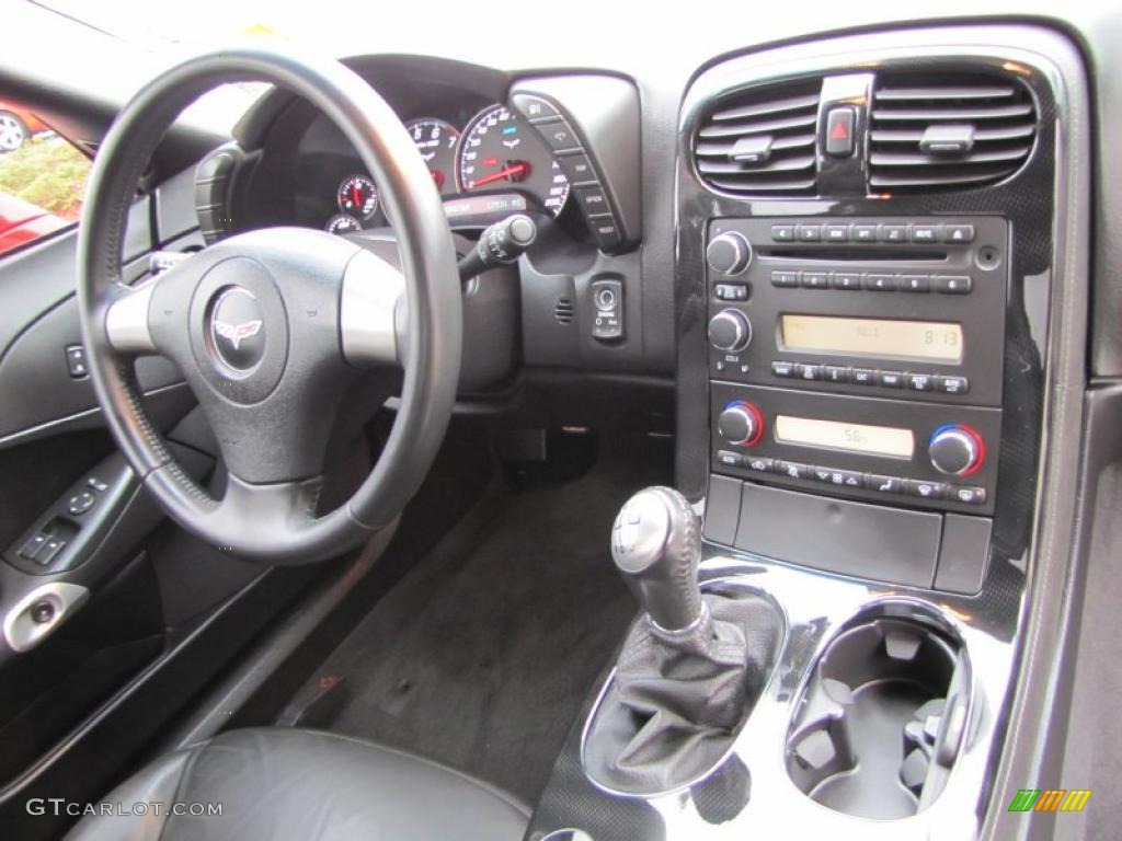 2008 Chevrolet Corvette Coupe Ebony Dashboard Photo #46670351