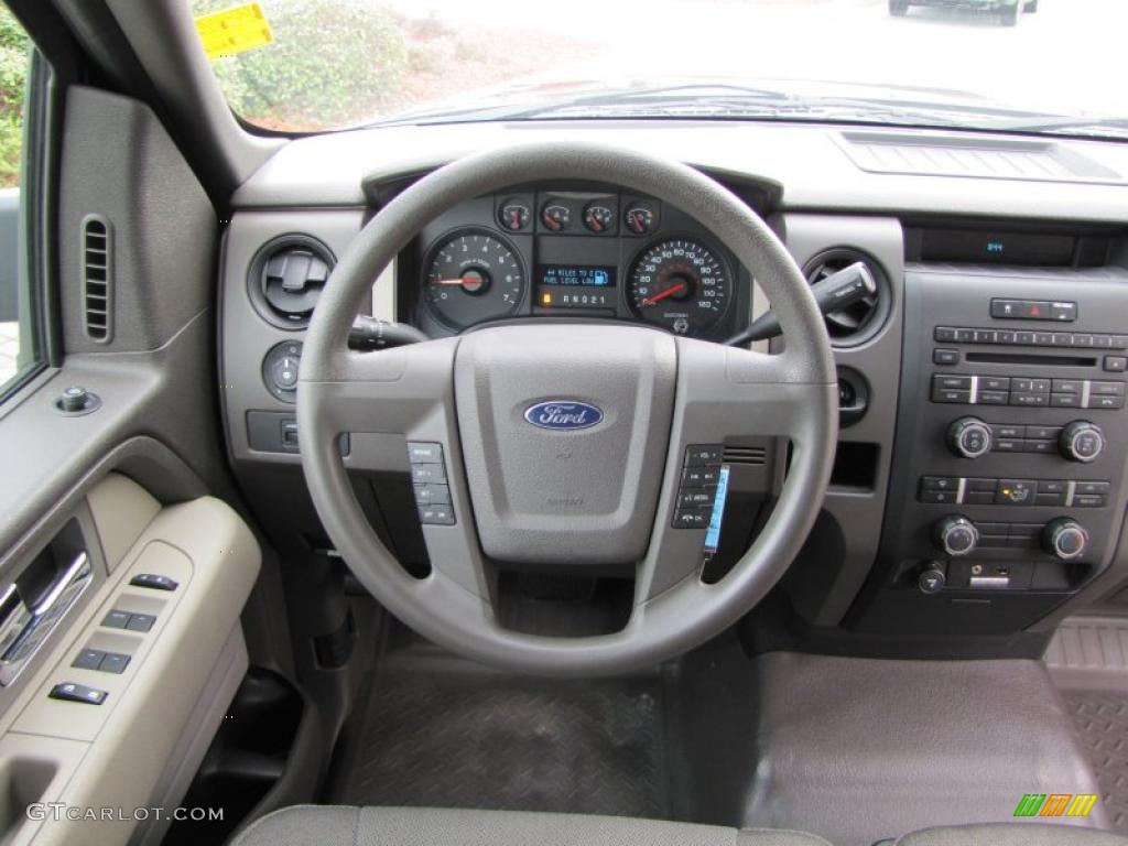 2009 Ford F150 STX SuperCab Stone/Medium Stone Dashboard Photo #46671272