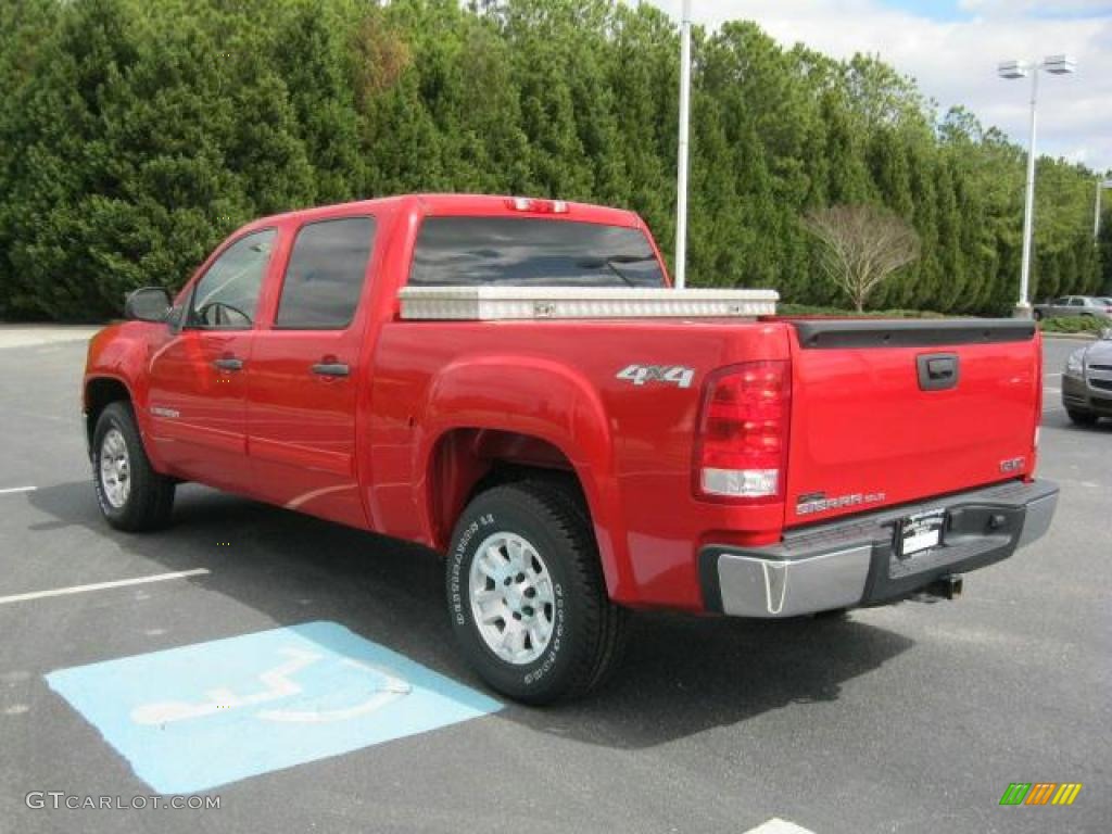 Fire Red 2007 GMC Sierra 1500 SLE Crew Cab 4x4 Exterior Photo #46671344