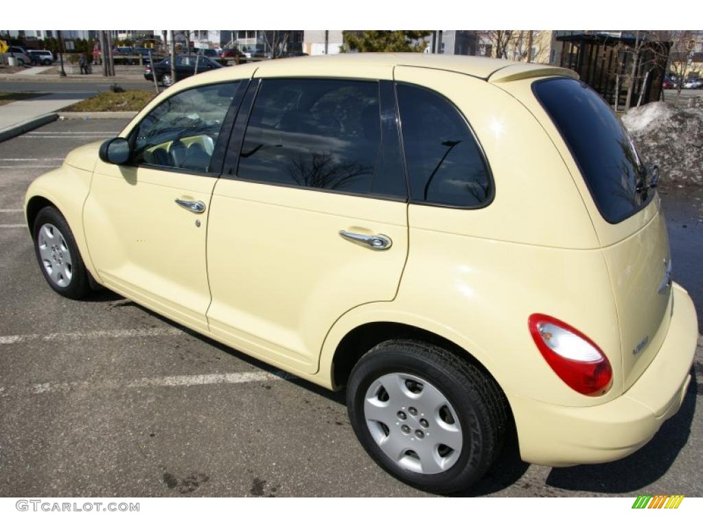 2007 PT Cruiser Touring - Pastel Yellow / Pastel Slate Gray photo #24