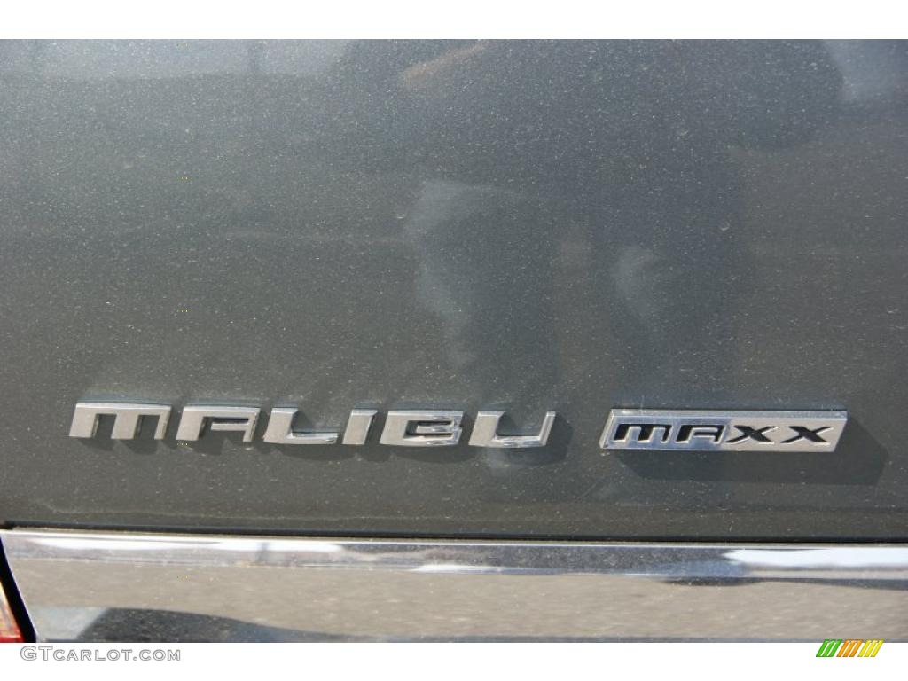 2005 Malibu Maxx LS Wagon - Medium Gray Metallic / Gray photo #6