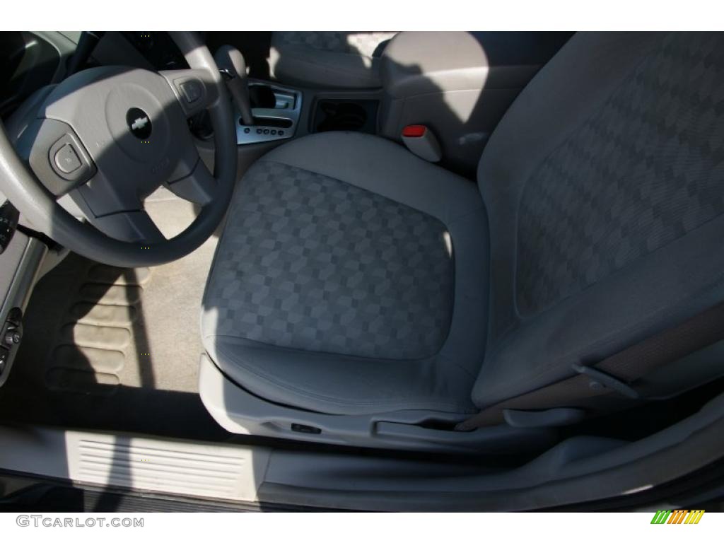 2005 Malibu Maxx LS Wagon - Medium Gray Metallic / Gray photo #10
