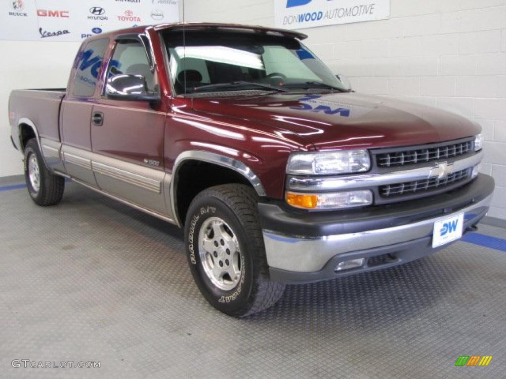 1999 Silverado 1500 LS Z71 Extended Cab 4x4 - Dark Carmine Red Metallic / Graphite photo #1