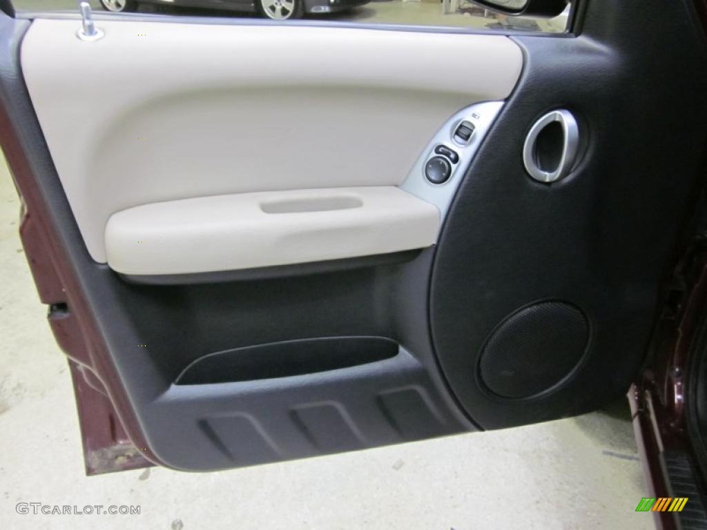 2002 Jeep Liberty Limited 4x4 Taupe Door Panel Photo #46676405