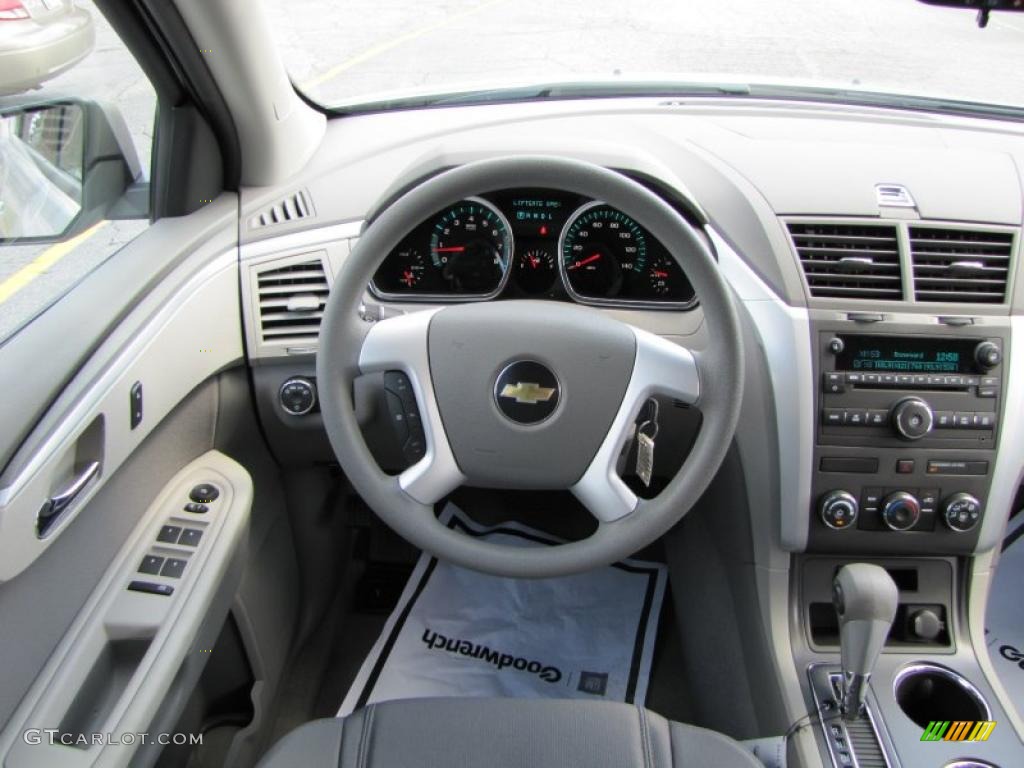 2011 Chevrolet Traverse LS AWD Dark Gray/Light Gray Dashboard Photo #46678214