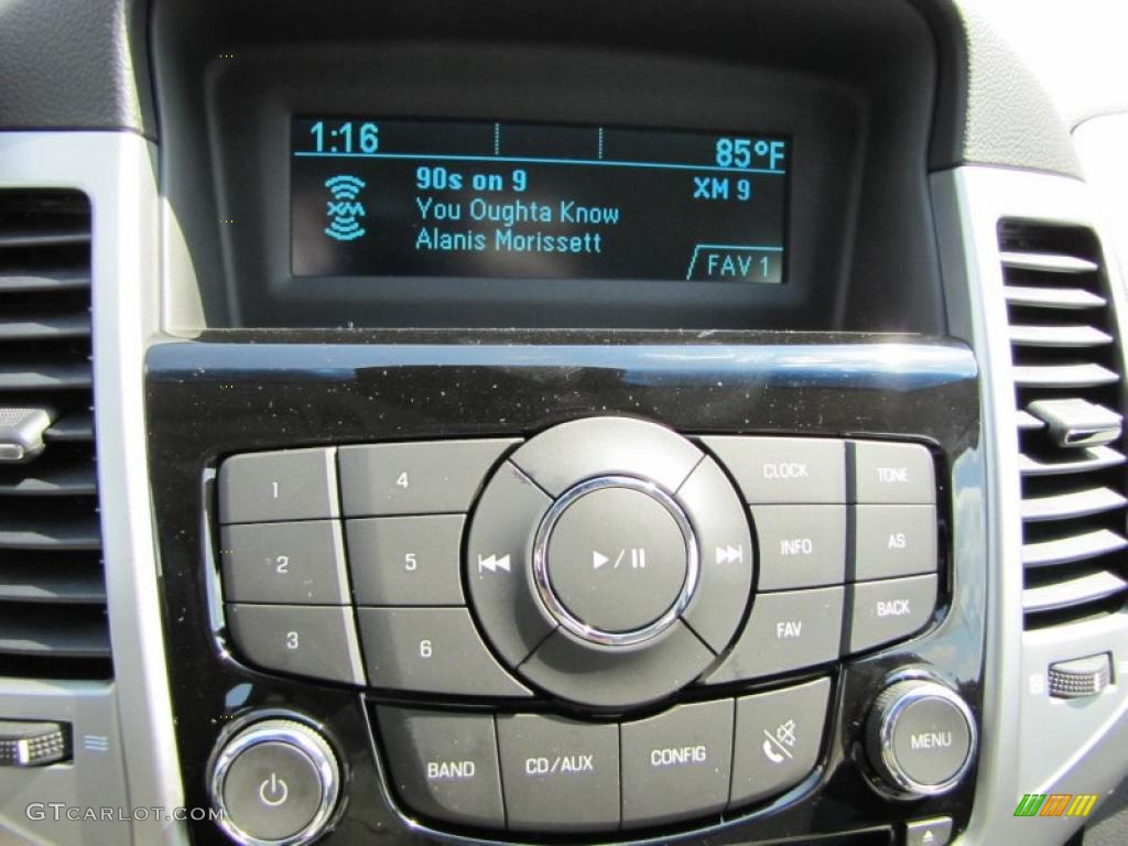 2011 Chevrolet Cruze ECO Controls Photo #46679198