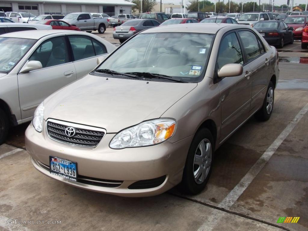 2006 Corolla LE - Desert Sand Mica / Beige photo #1