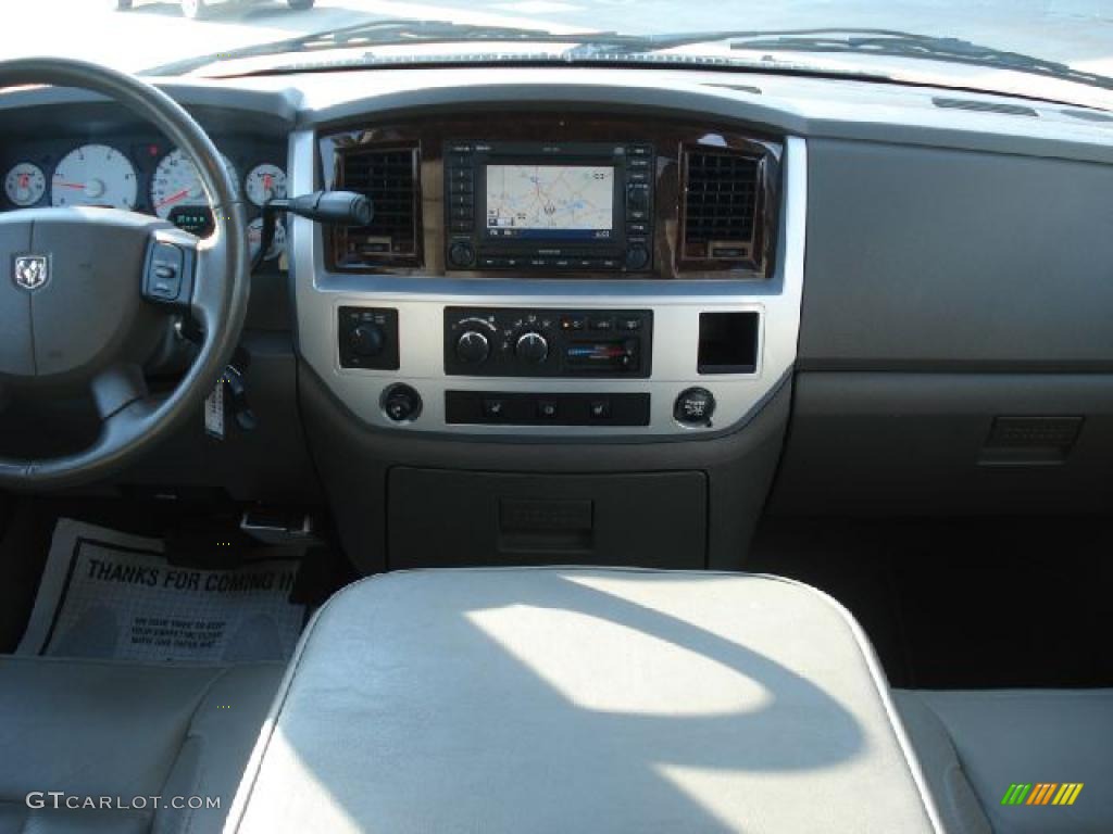 2008 Ram 3500 Laramie Quad Cab 4x4 Dually - Bright White / Medium Slate Gray photo #30