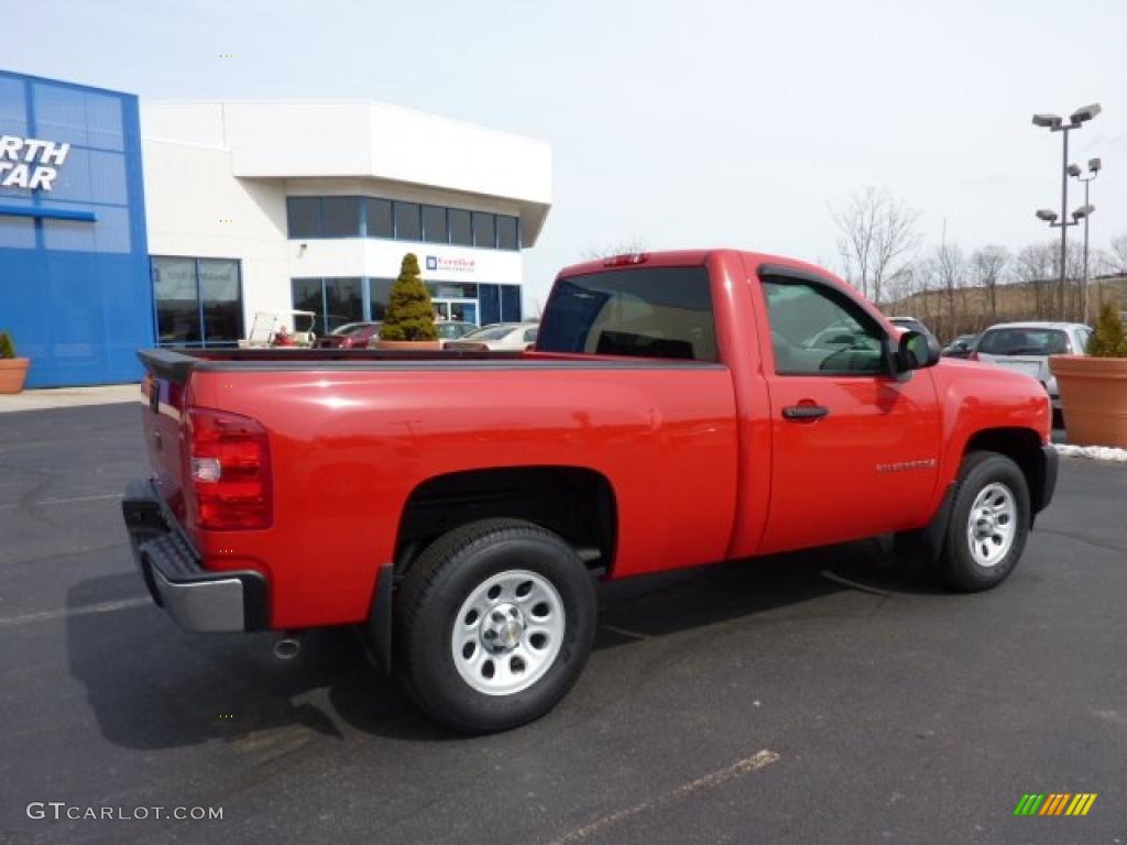 2009 Silverado 1500 Regular Cab 4x4 - Victory Red / Dark Titanium photo #10