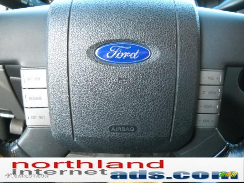 2004 F150 Lariat SuperCab 4x4 - Black / Black photo #19