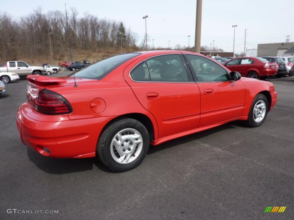 Victory Red 2004 Pontiac Grand Am SE Sedan Exterior Photo #46685849