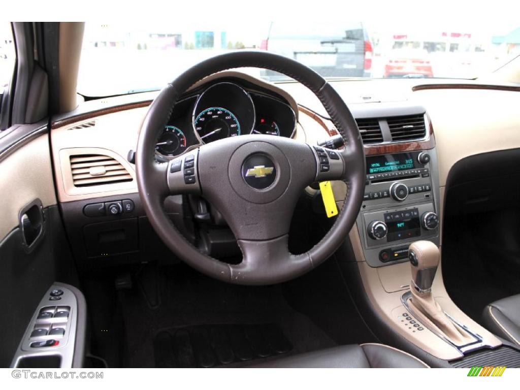 2011 Chevrolet Malibu LTZ Cocoa/Cashmere Dashboard Photo #46688996