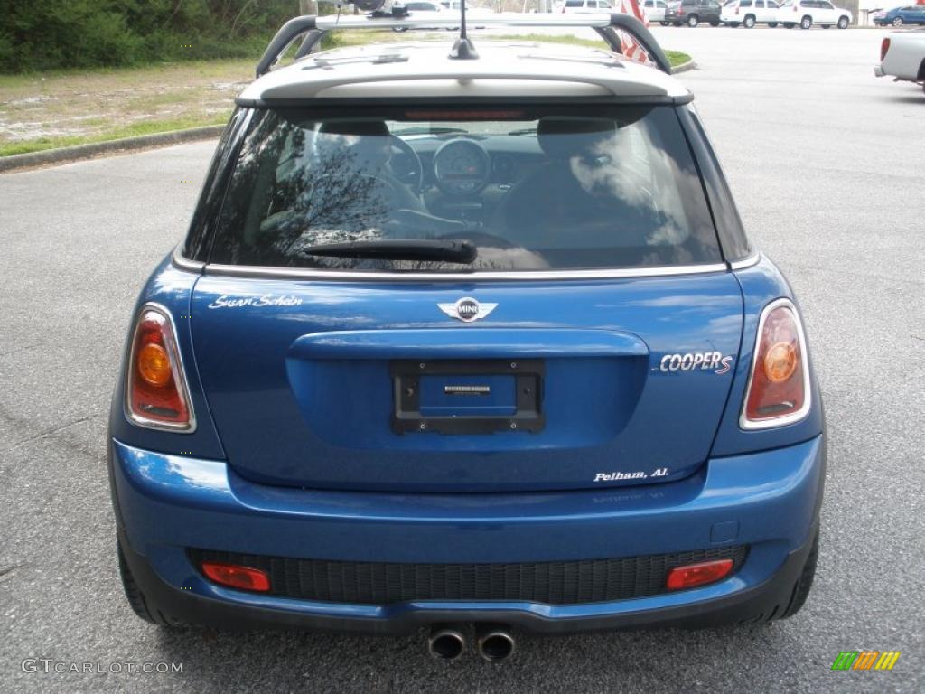 2007 Cooper S Hardtop - Lightning Blue Metallic / Lounge Carbon Black photo #4