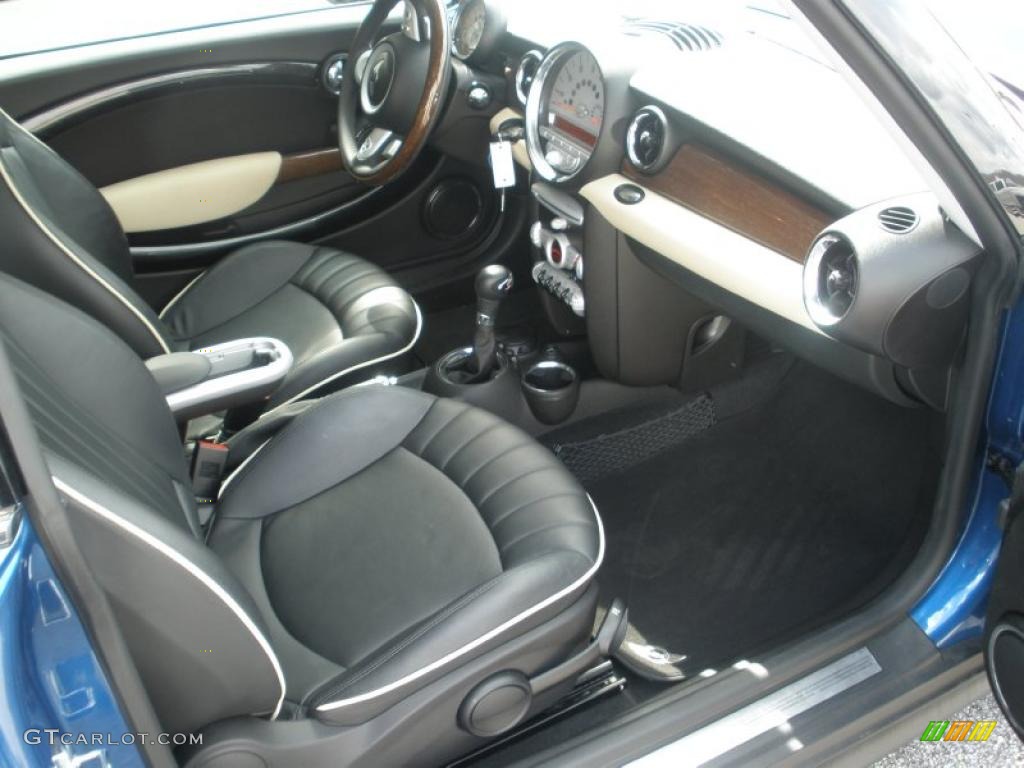 Lounge Carbon Black Interior 2007 Mini Cooper S Hardtop Photo #46689296
