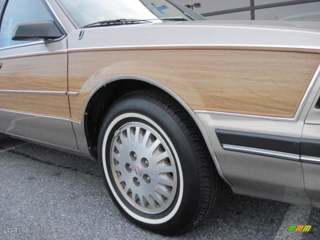 1996 Buick Century Special Wagon Wheel Photos
