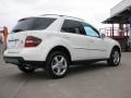 Arctic White - ML 350 4Matic Photo No. 3