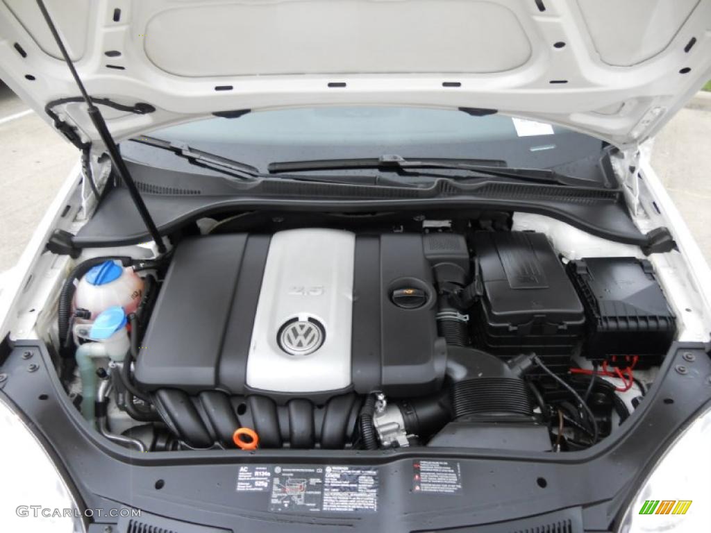 2007 Volkswagen Rabbit 4 Door 2.5L DOHC 20V Inline 5 Cylinder Engine Photo #46690745
